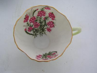 Lot of 6 assorted decorative cups