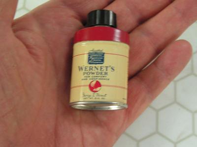 Collectible, Wernet’s Powder tin/ with powder