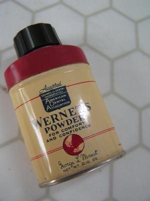 Collectible, Wernet’s Powder tin/ with powder
