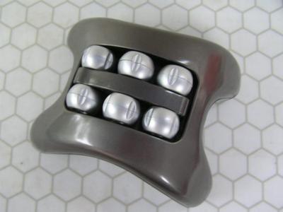 Battery operated massager, tested okay, batteries not included