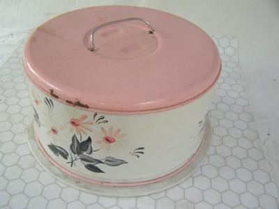 Vintage cake carrier, painted stamped steel,
