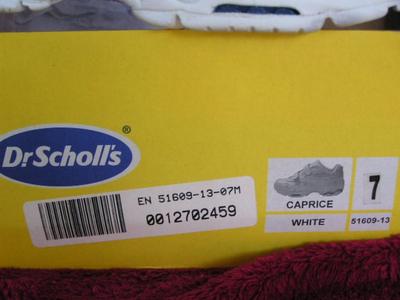 Dr. Scholl,s Caprice walking shoes, women’s size 7. Look like new/unused,