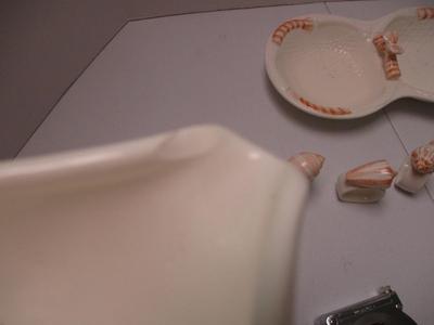 Stafford 1986 Japan Sea Fare Porcelain White & Coral Ceramic Shrimp Dishes & Napkin Holders (K)