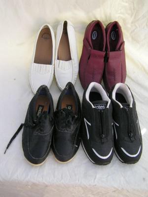 4 pair of ladies footware