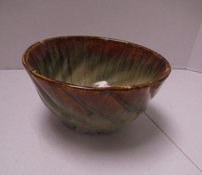 Vintage Brown/Cream Swirl Pottery Mixing Bowl (K)