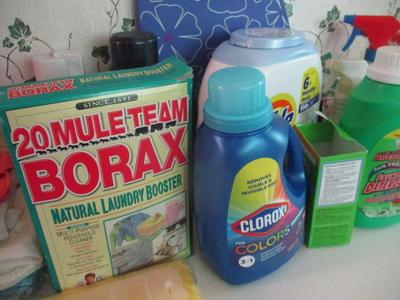 Assortment Of Laundry Supplies (UR)