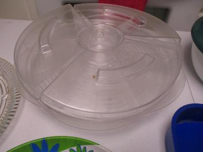 Large Serving Platters & Ivation Covered Appetizer Ice Chamber Dish (UR)