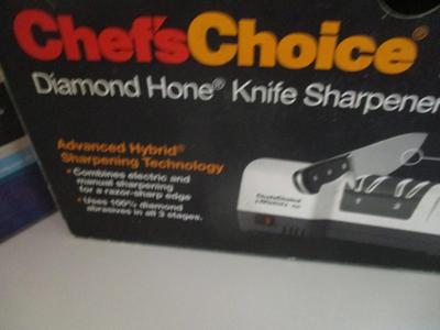 Chef's Choice Hybrid Diamond Hone Knife Sharpener 250 & Programmable Control Center & Timer (UR)