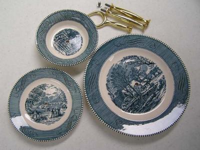 Vintage Currier & Ives appetizer 3 tier tid-bit tray.