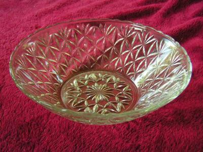 Anchor Hocking vintage pressed glass serving bowl. About 10" dia
