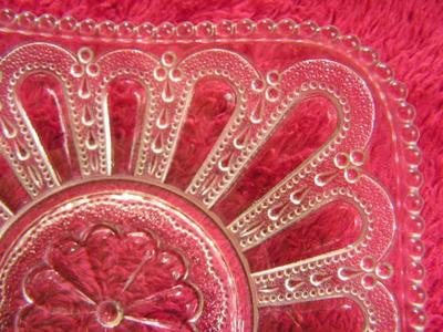Vintage early 20th century pressed glass small candy/nut shallow dish