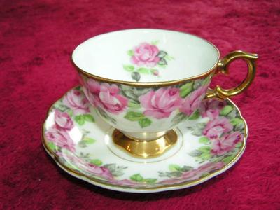 Vintage Royal Sealy China of Japan teacup & saucer set.