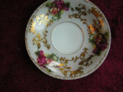 Vintage Royal Sealy China, Japan. Lusterware porcelain footed teacup w/saucer