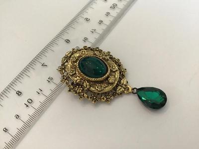 Cabachon and Glass Gold Tone Brooch