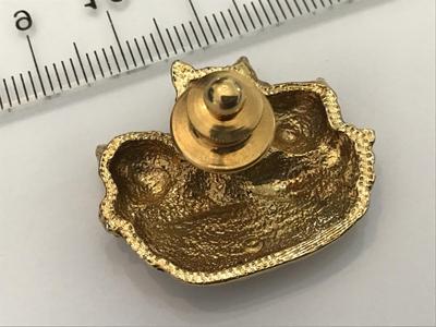 Kitty pin