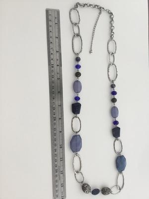 RMN marked blue fashion necklace