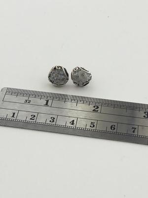 925 marked stud earrings