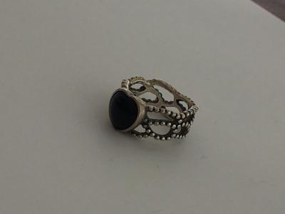 925 black heart beautiful ring