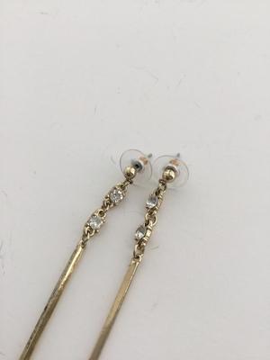 Gold tone dangle fashion earrings