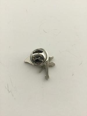 Silver tone American flag push pin