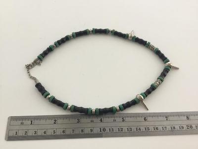Green and black collar necklace