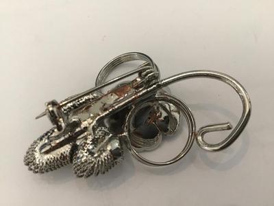 Vintage Silvertone Brooch