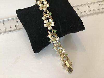 Beautiful Vintage Fashion Bracelet