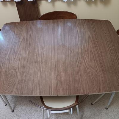 LOT 11: MCM Chrome and Formica Dining Set with Leaf