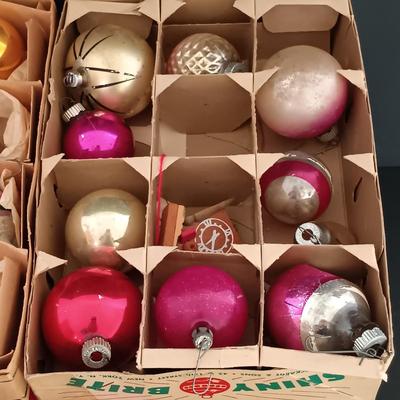 LOT 141: Vintage Christmas- Tinsel Ball, Ceramic Cookie Dish, Shiney Brites, Molded Plastic Santa Bowl & More