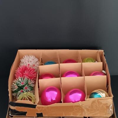 LOT 141: Vintage Christmas- Tinsel Ball, Ceramic Cookie Dish, Shiney Brites, Molded Plastic Santa Bowl & More