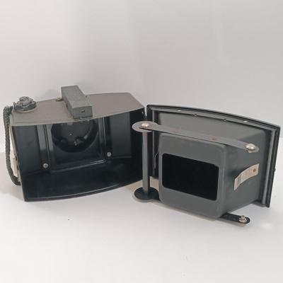 LOT 145: Vintage Cameras For Parts- Kodak Deux, Anscomatic 626, Kodak Instamatic X-15 & More