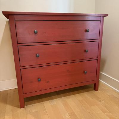 Red Three-Drawer Chest of Drawers (P-HS)