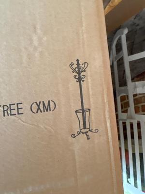 NIB Hall tree