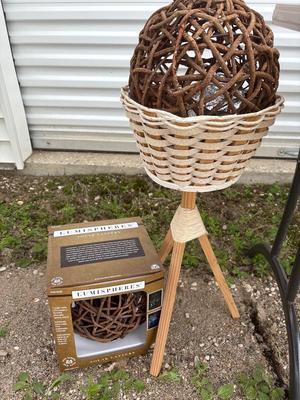 Lumisphere solar lantern