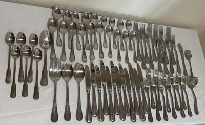 Towle ‘Beaded Antique’ Flatware Set (E-HS)