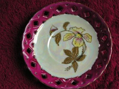 Vintage Lusterware (Japan) footed teacup & reticulated saucer hand painted
