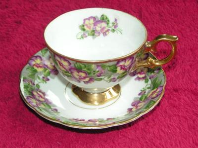Vintage Royal Sealy China (Japan) footed teacup & saucer gold trimmed
