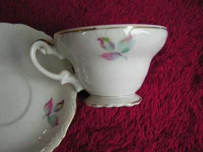 Vintage (maybe Lefton, Japan?) footed teacup & saucer, porcelain, gold trim.