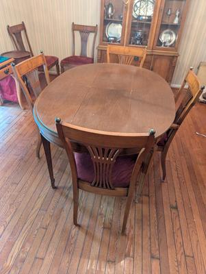 Dining Room Table With One Leaf & 6 Chairs