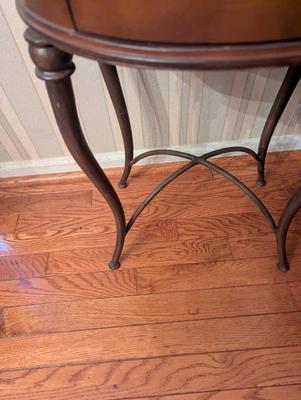 1 Drawer Round Top Side Table With Metal Legs
