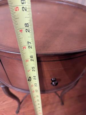 1 Drawer Round Top Side Table With Metal Legs