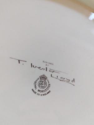 T Ivester Lloyd Royal Worcester Serving China Server