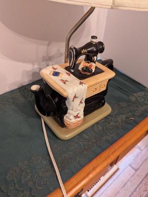 Enesco Sewing Machine Lamp