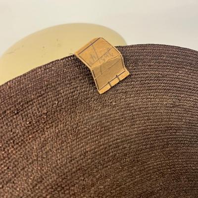 LOT 81: Vintage Ladies' Hats and Hat Boxes