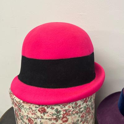 LOT 82: Collection of Women's Hats