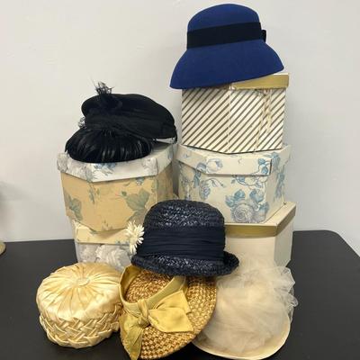 LOT 84: Vintge Hats and Hat Boxes