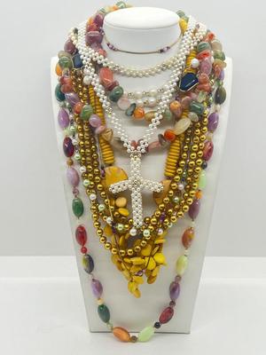 LOT 175J: Bright Colored Necklace Lot