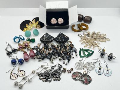 LOT 194J: Lot of Vintage Pierced Earrings: Avon, Liz Claiborne and More
