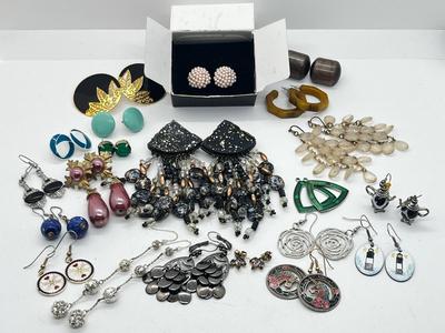 LOT 194J: Lot of Vintage Pierced Earrings: Avon, Liz Claiborne and More