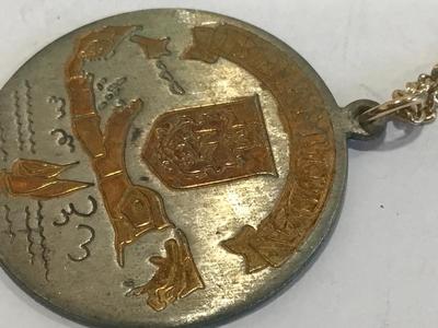 Vintage Medalion Pendant